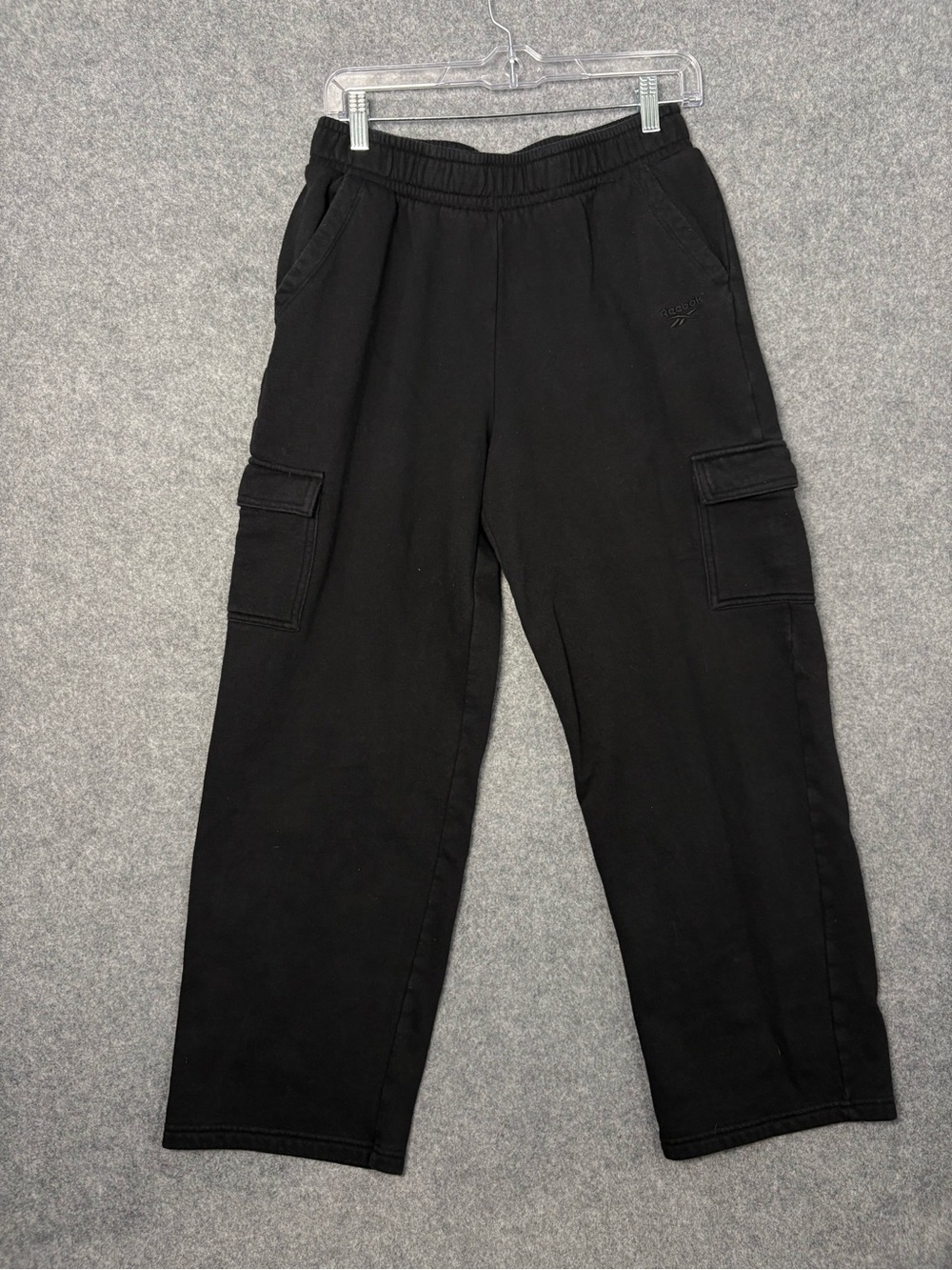 Reebok Black Cargo Sweatpants Men’s Medium Straight Leg